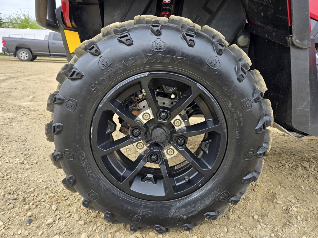 2018 Can-Am OUTLANDER 1000 MAX XT - Image 11