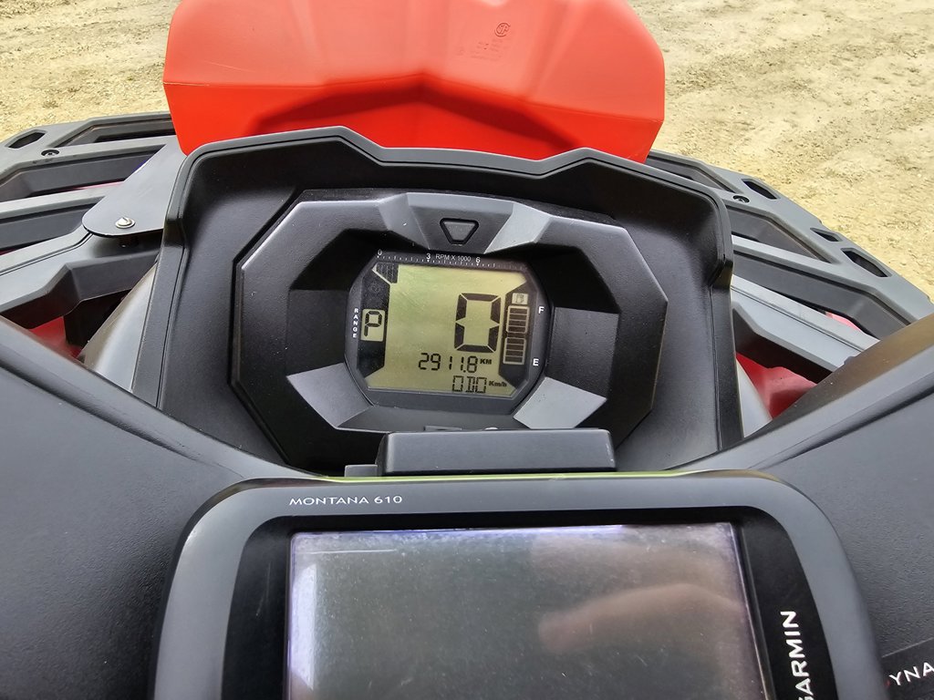 2018 Can-Am OUTLANDER 1000 MAX XT - Image 16