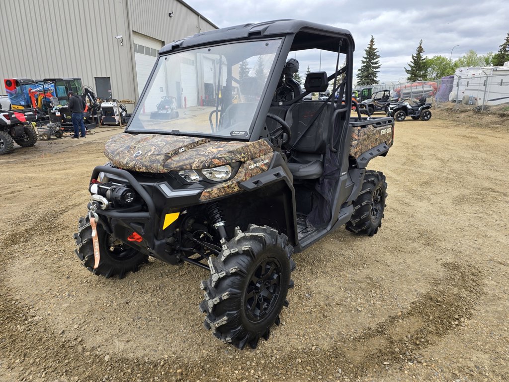 2021 Can-Am DEFENDER XMR HD10 - Image 2