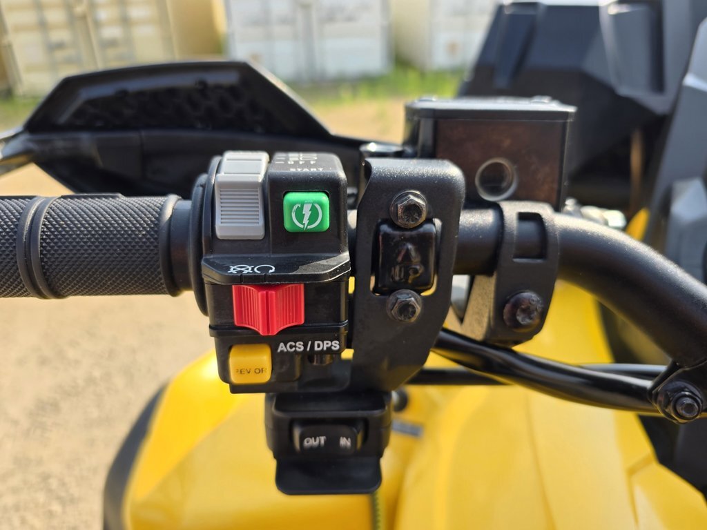 2021 Can-Am RENEGADE 1000 XMR - Image 17