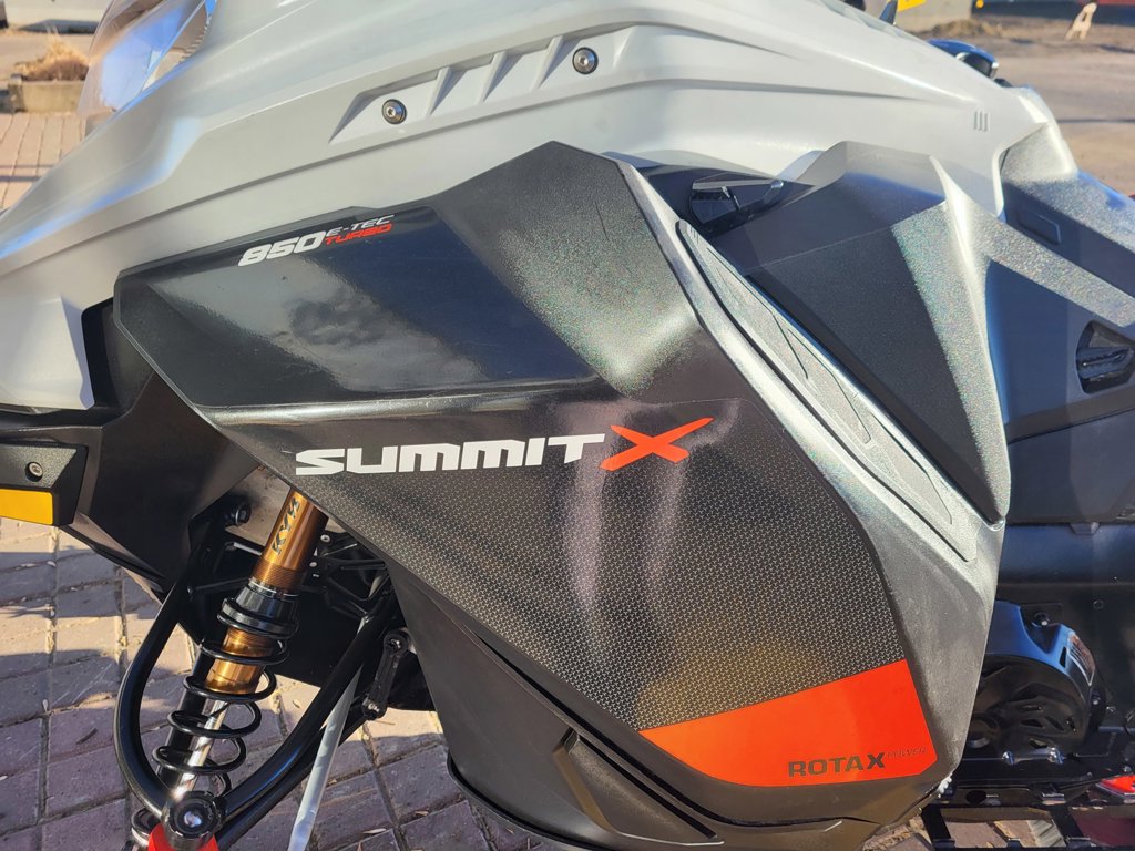 2021 Ski-Doo SUMMIT 850 850 TURBO EXPERT 165 - Image 5