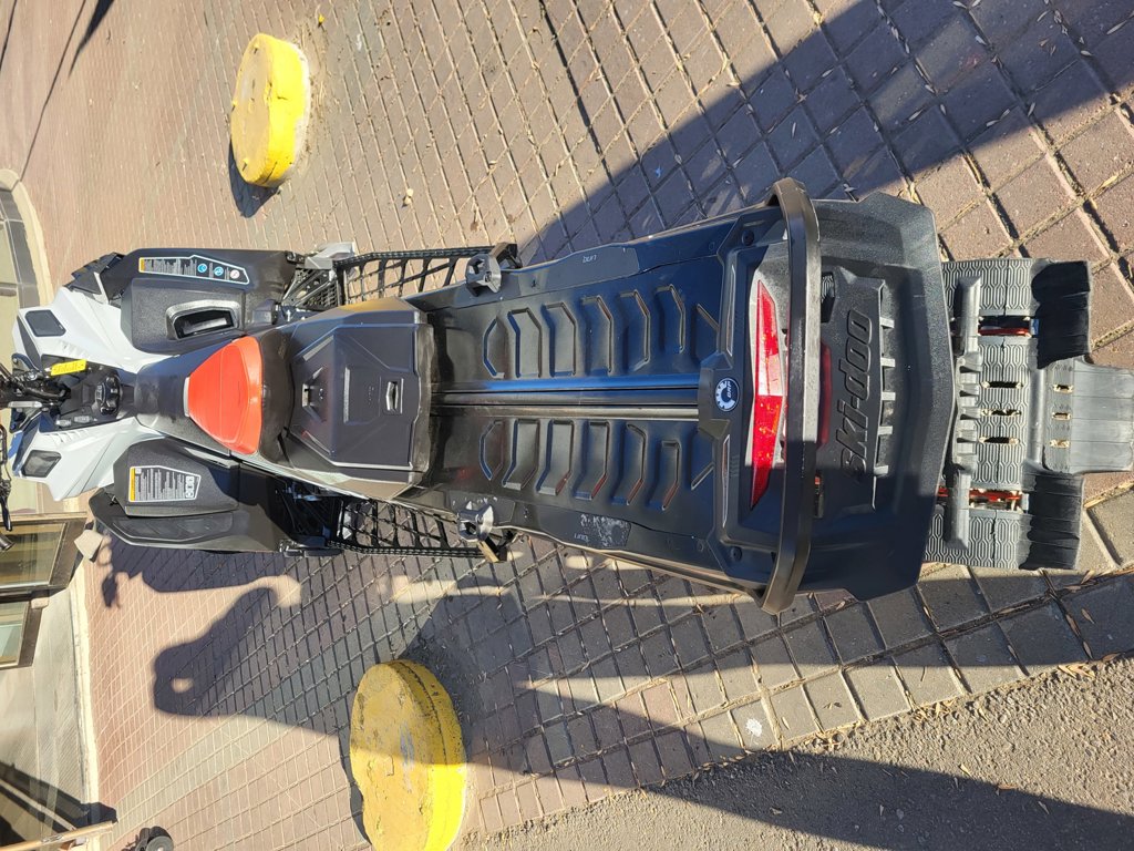 2021 Ski-Doo SUMMIT 850 850 TURBO EXPERT 165 - Image 6