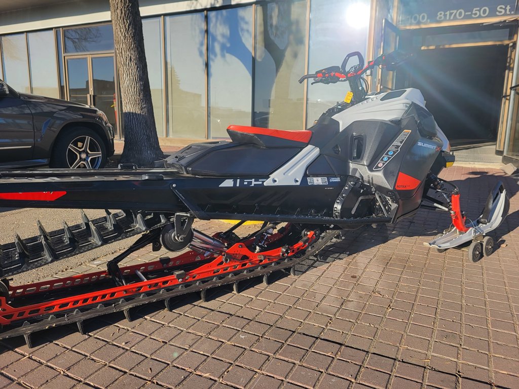 2021 Ski-Doo SUMMIT 850 850 TURBO EXPERT 165 - Image 16