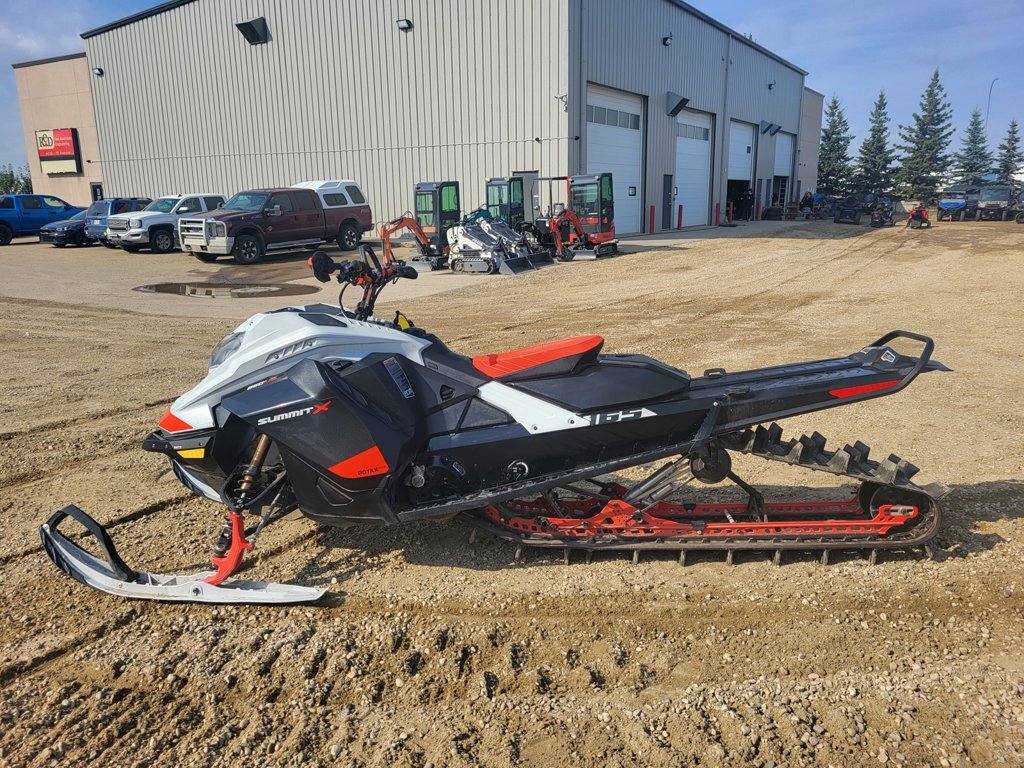 2021 Ski-Doo SUMMIT 850 850 TURBO EXPERT 165 - Image 19