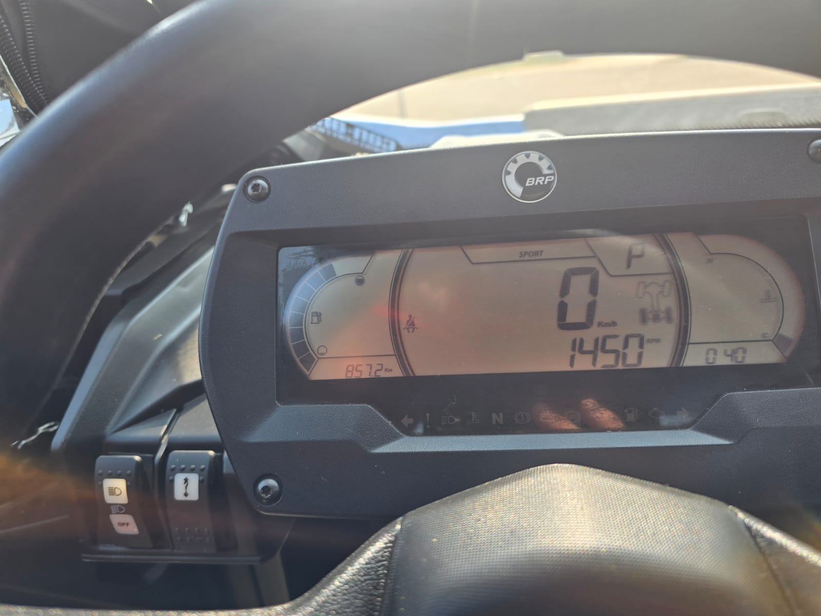 2023 Can-Am 2023 Can-Am Commander 1000 XT - Image 3