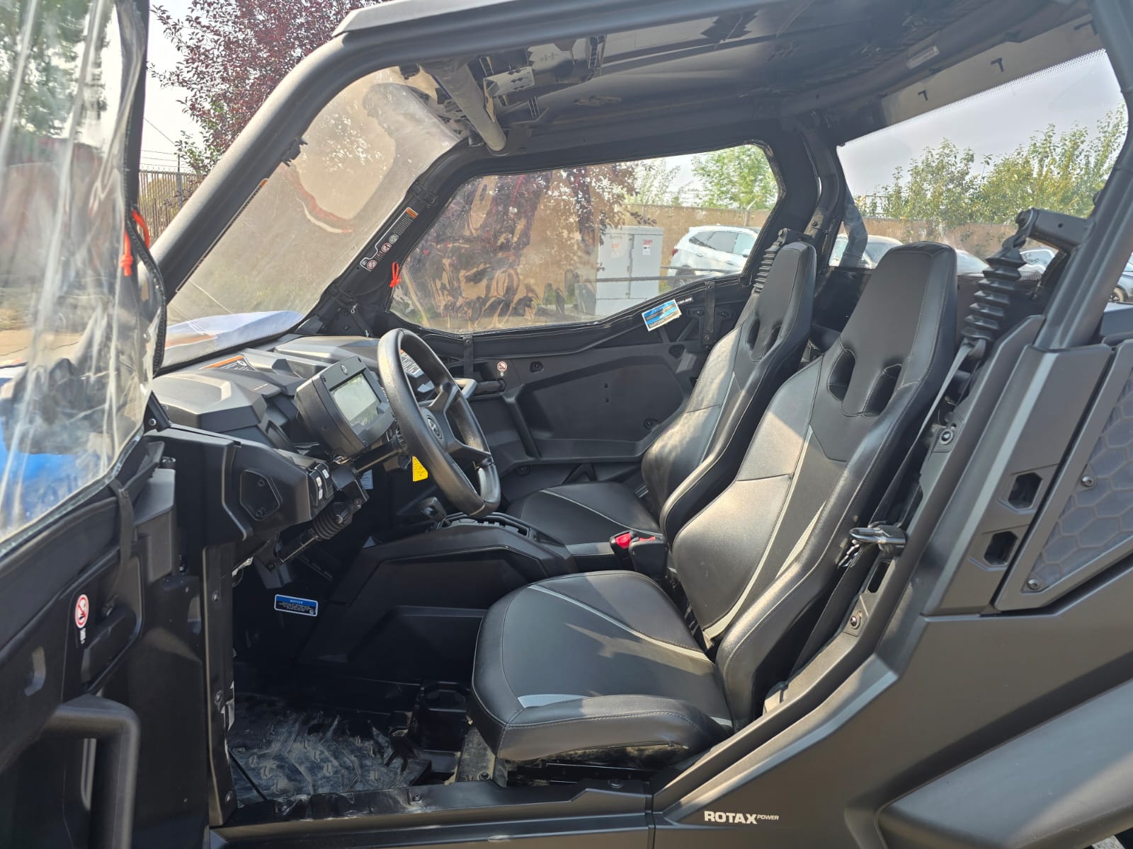 2023 Can-Am 2023 Can-Am Commander 1000 XT - Image 4