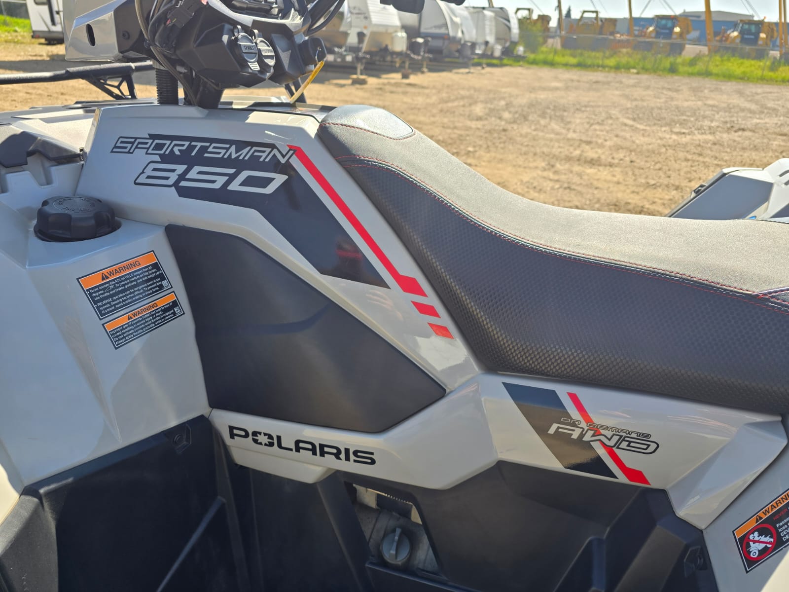 2023 Polaris Sportsman 850 ULT Trail - Image 9