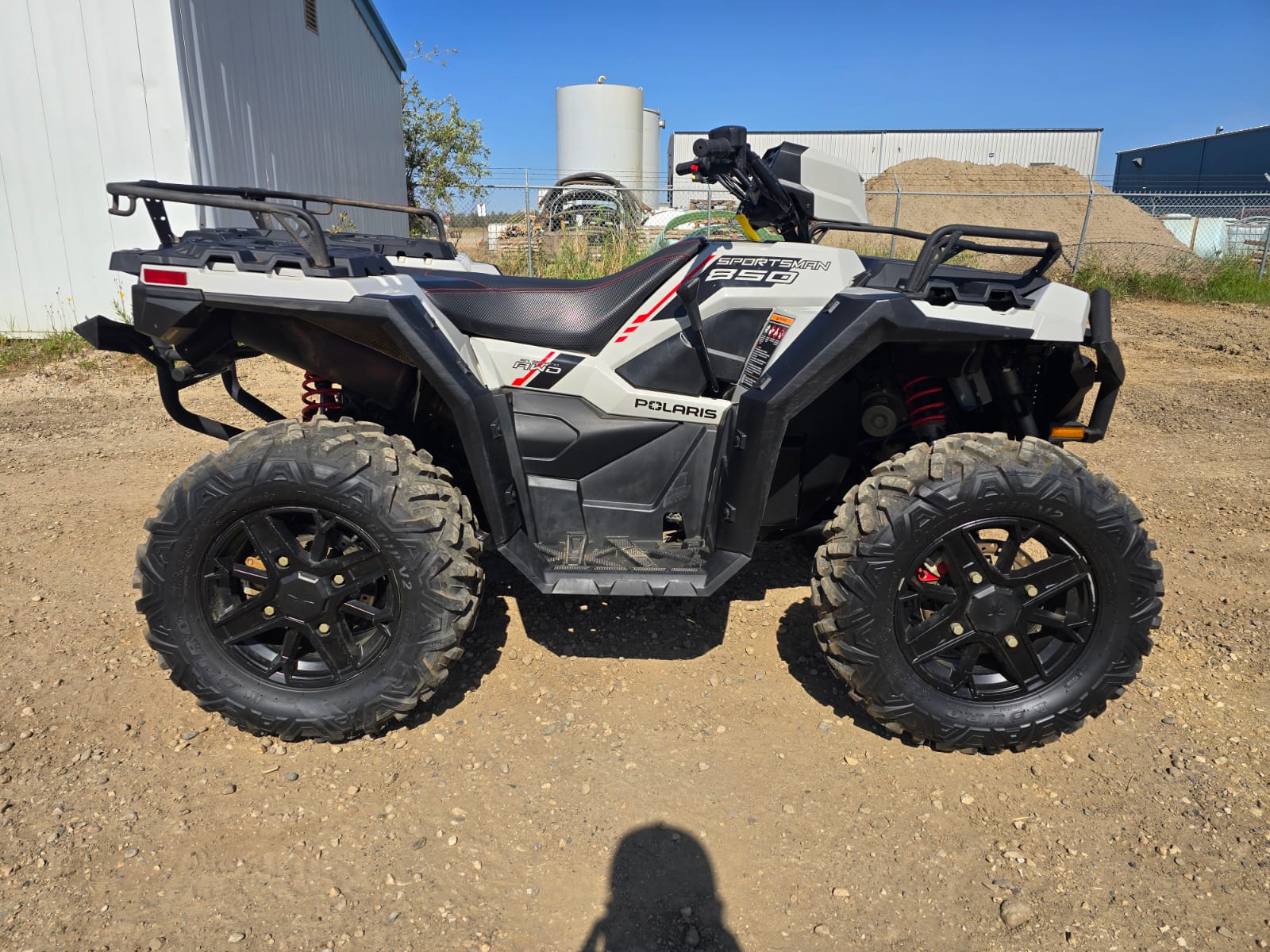 2023 Polaris Sportsman 850 ULT Trail - Image 13