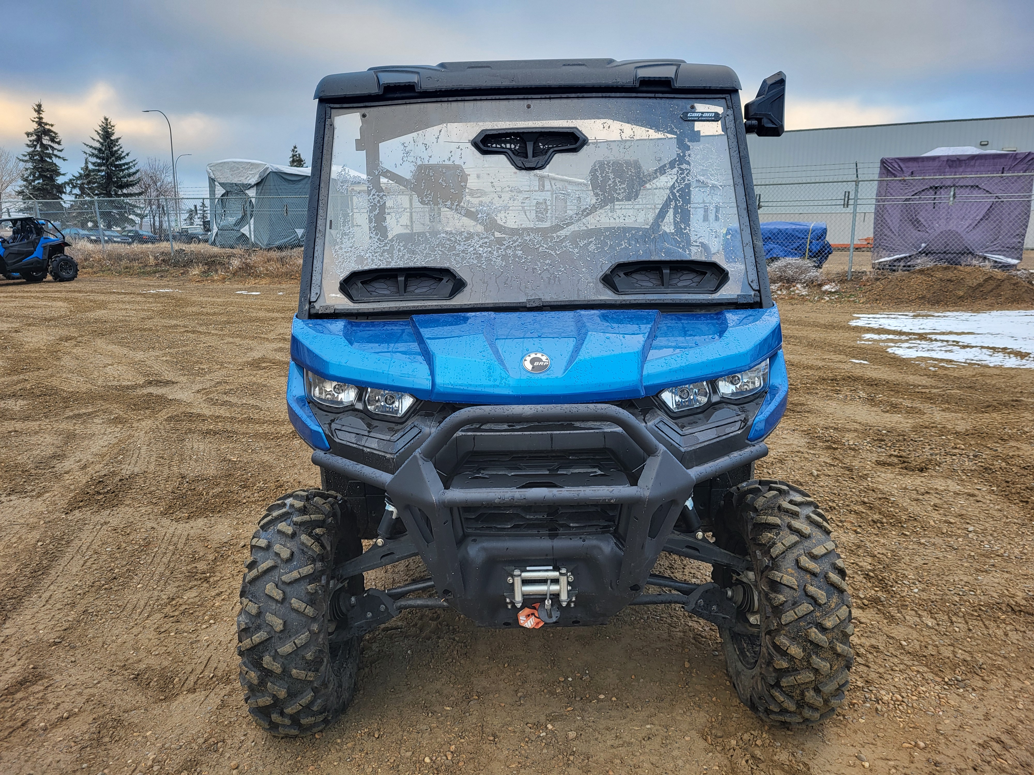 2022 Can-Am Defender PRO XT HD10 4X4 - Image 3