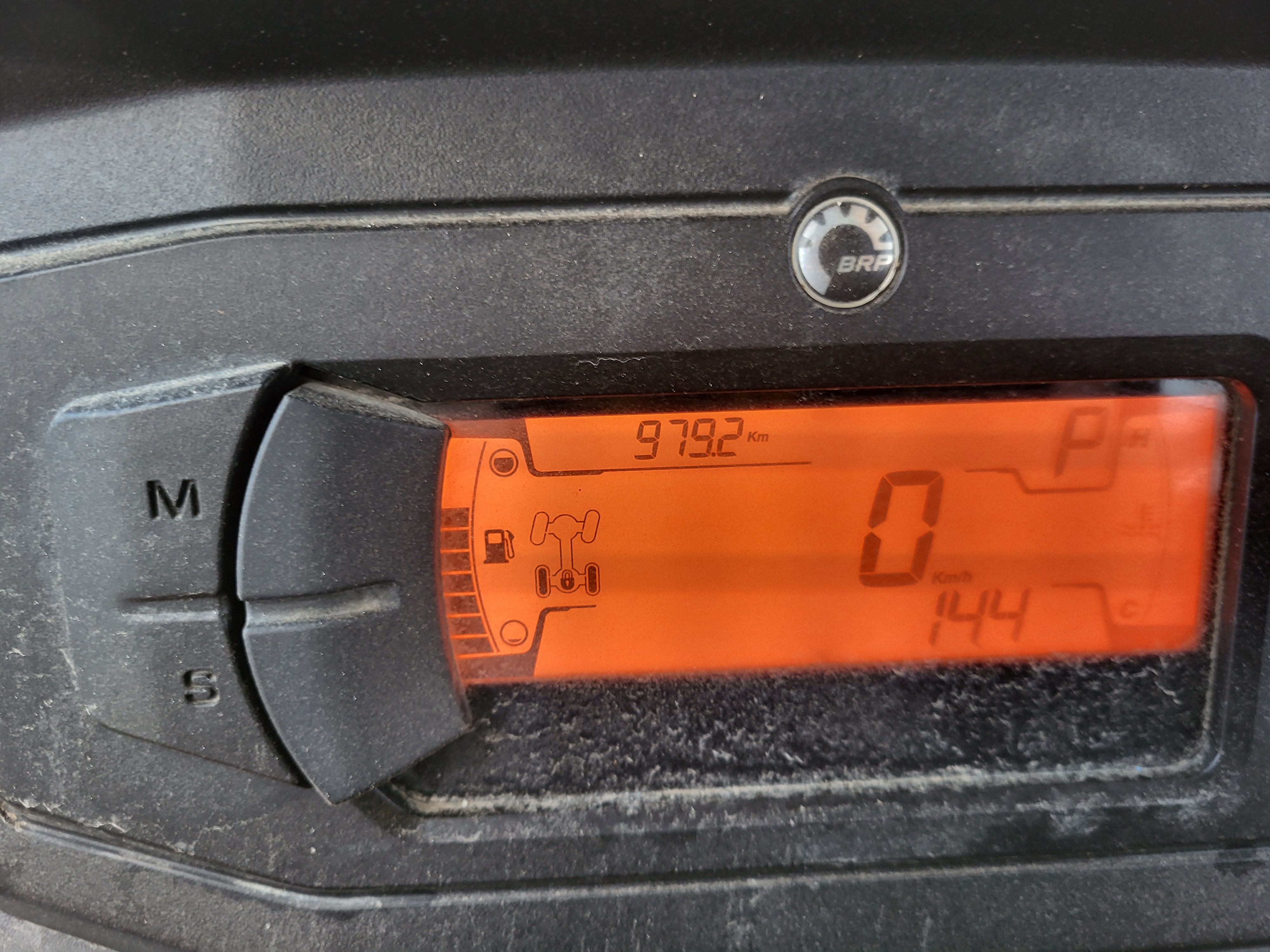 2022 Can-Am Defender PRO XT HD10 4X4 - Image 11