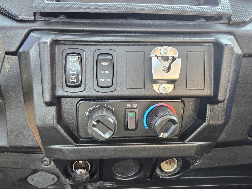 2020 Polaris RANGER XP 1000 NORTHSTAR ULT - Image 19