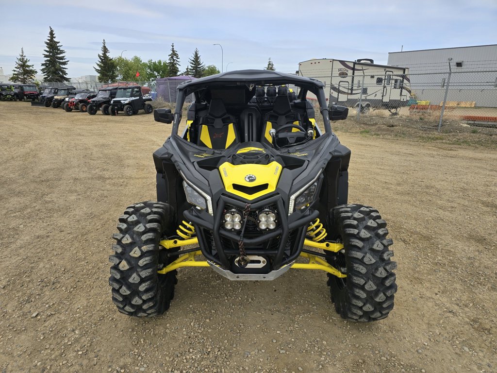 2018 Can-Am MAVERICK X3 XMR TURBO R - Image 11
