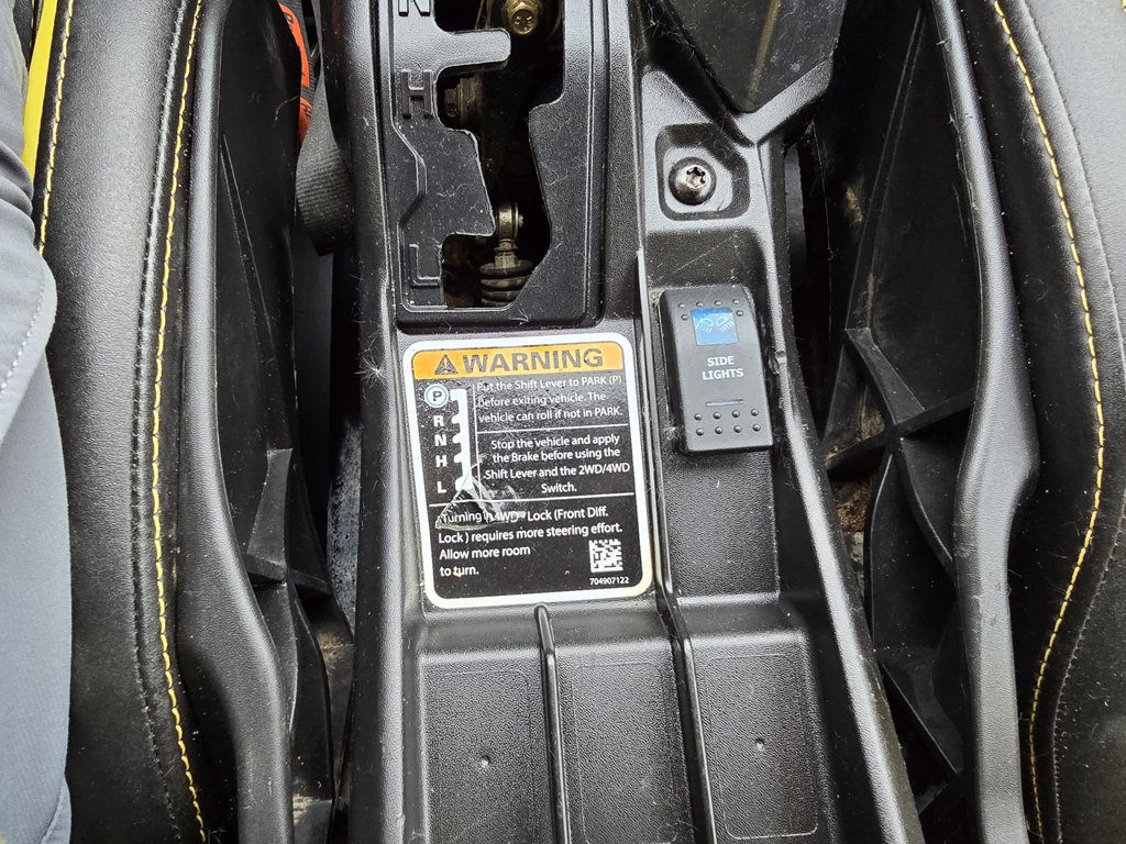 2018 Can-Am MAVERICK X3 XMR TURBO R - Image 18