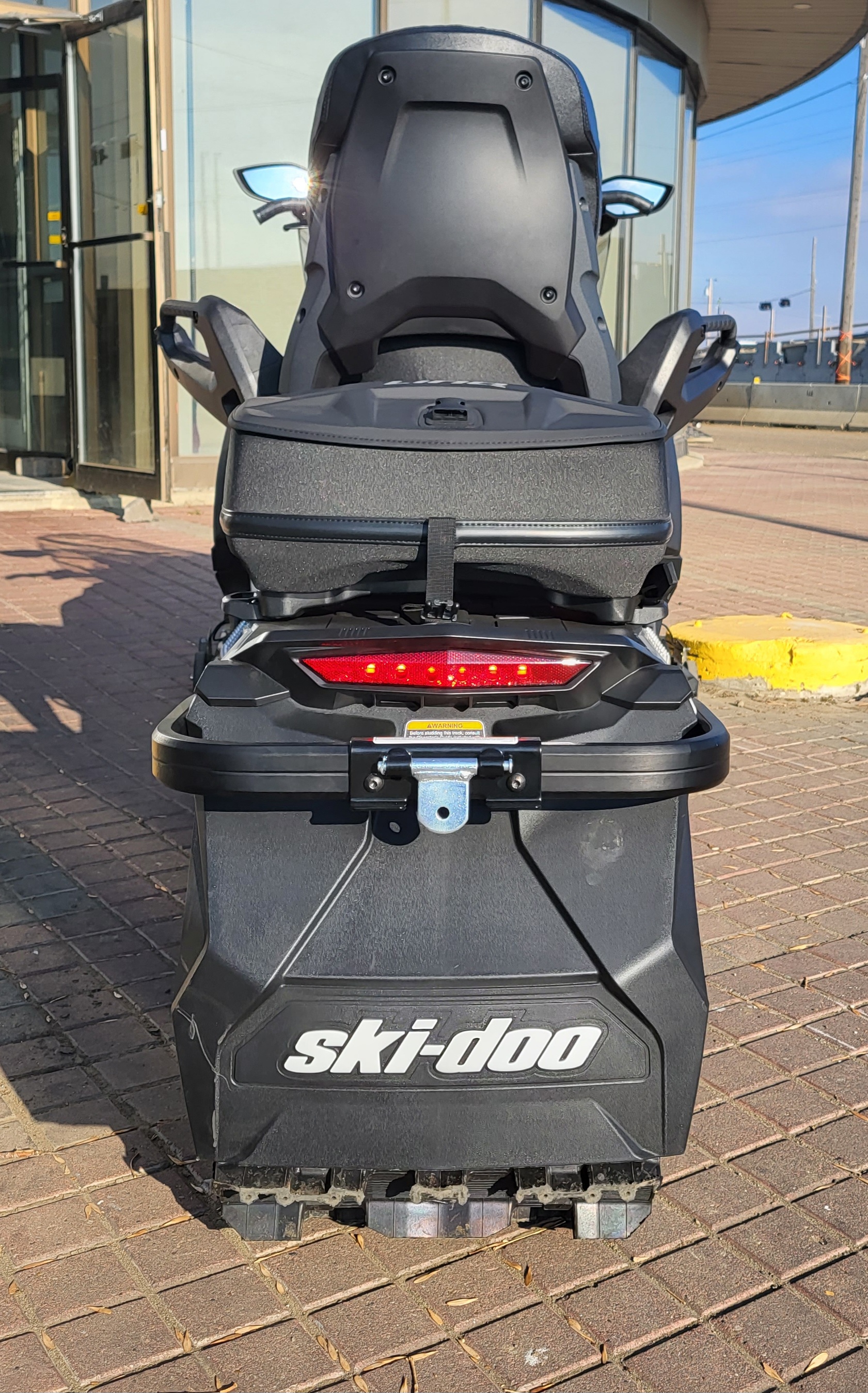 2024 Ski-Doo Expedition 900 ACE 2-UP - Image 3