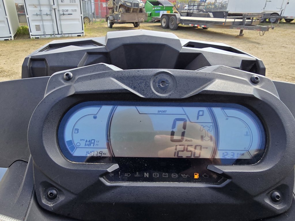 2020 Can-Am OUTLANDER 850 XMR - Image 13