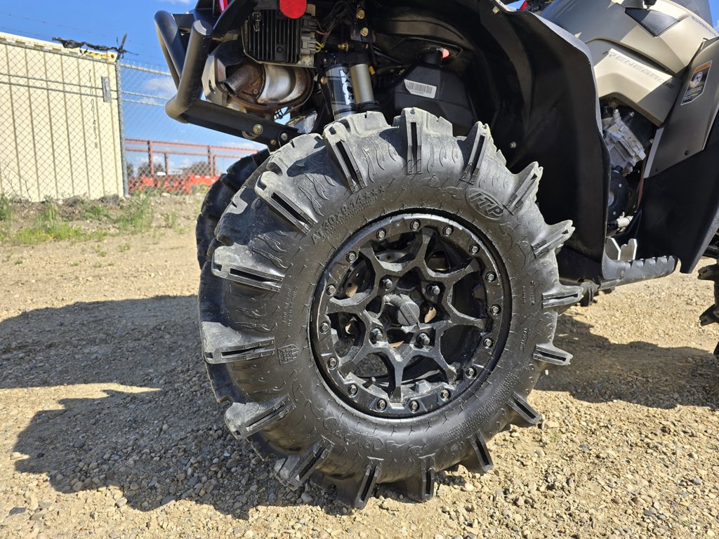 2022 Can-Am RENEGADE 1000R XMR - Image 6