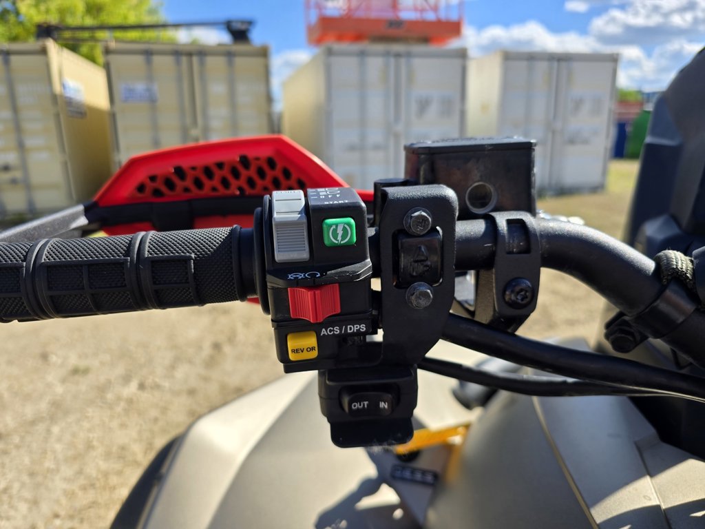 2022 Can-Am RENEGADE 1000R XMR - Image 10