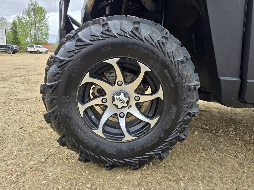 2021 Can-Am POLARIS NRTHSTR ULT RIDE COM - Image 10