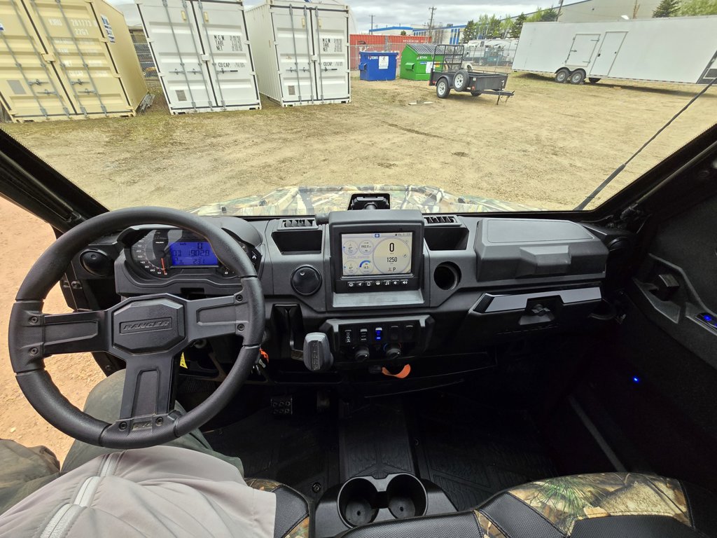 2021 Can-Am POLARIS NRTHSTR ULT RIDE COM - Image 12