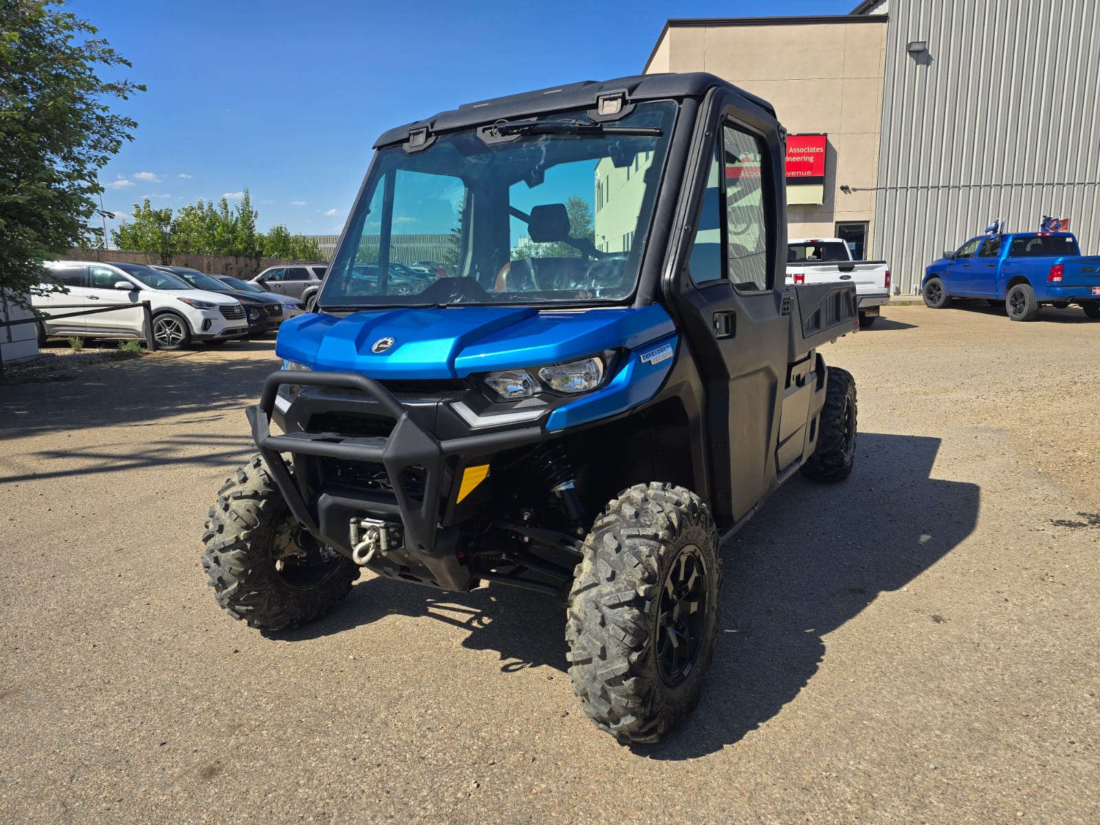2021 Can-Am Defender Pro HD10 Limited - Image 2