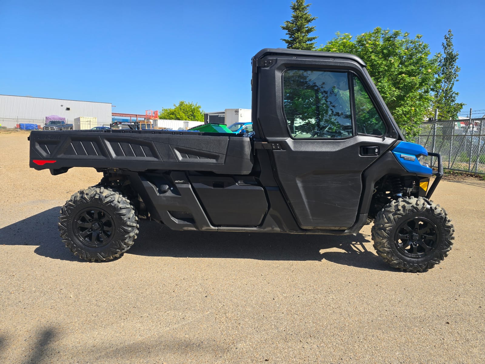 2021 Can-Am Defender Pro HD10 Limited - Image 4
