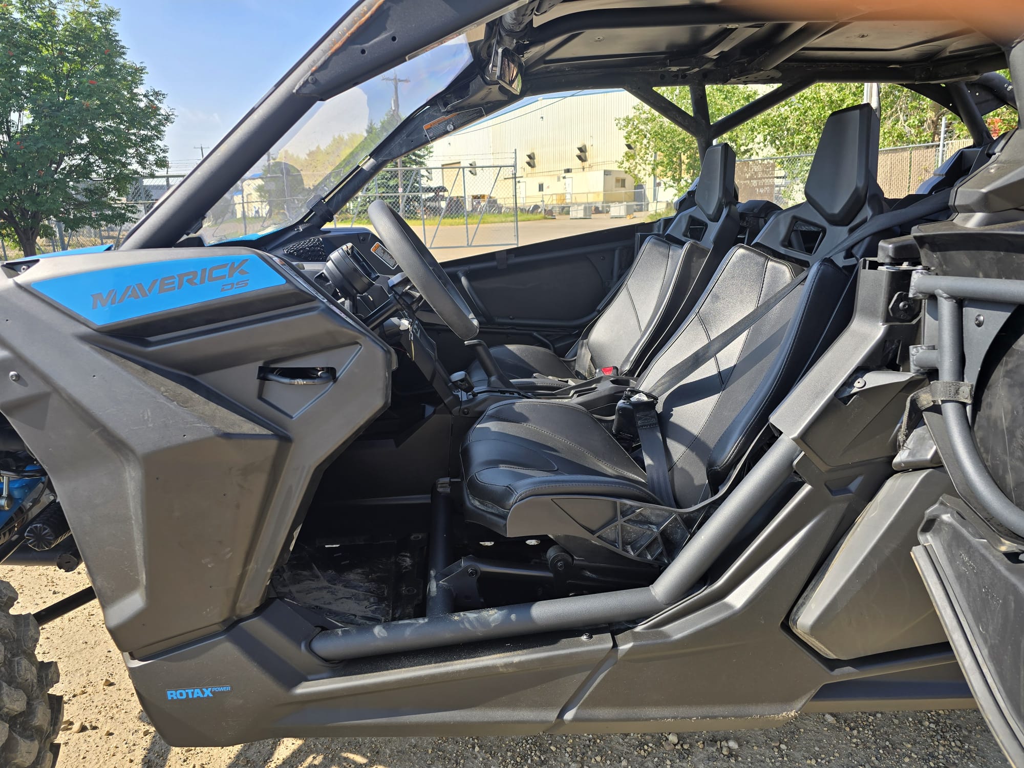 2022 Can-Am Maverick Max XDS Turbo - Image 2