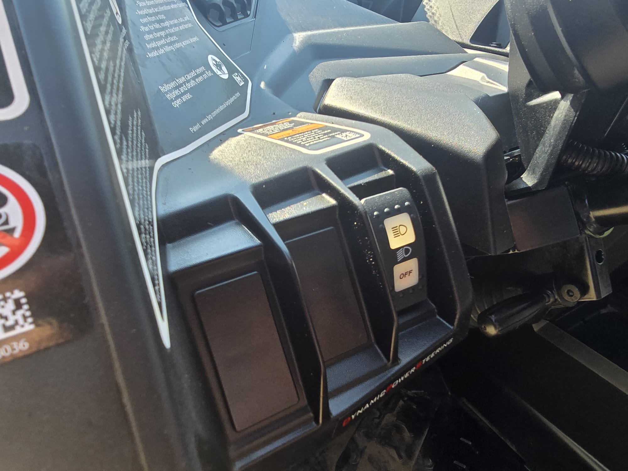 2022 Can-Am Maverick Max XDS Turbo - Image 5