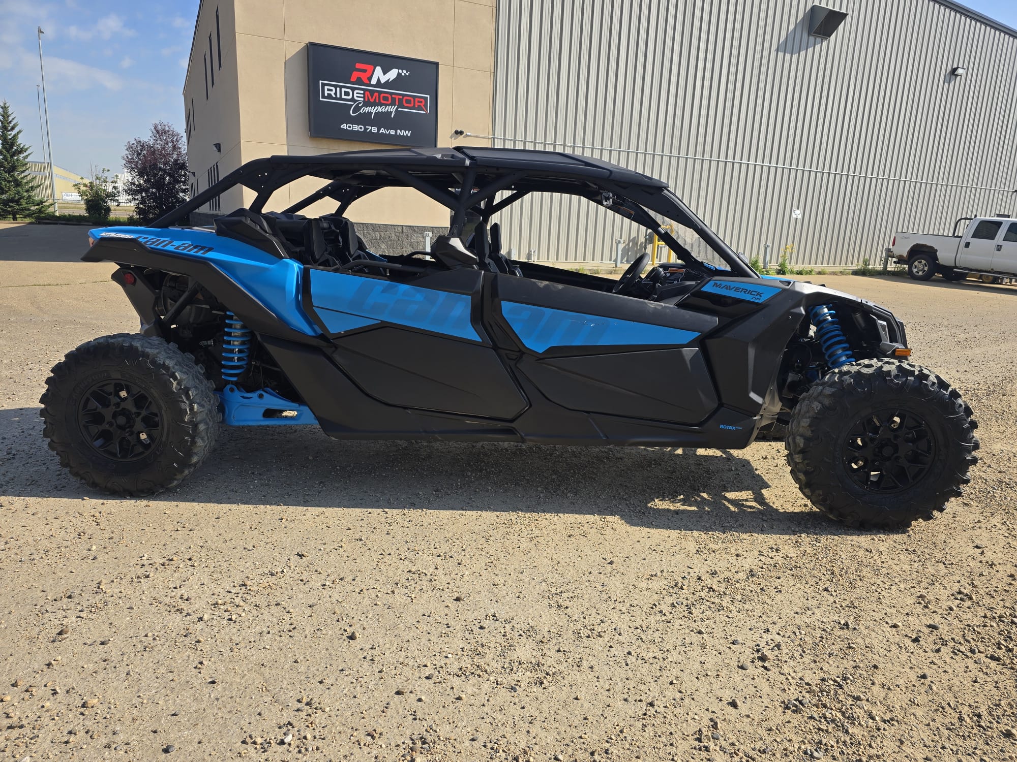 2022 Can-Am Maverick Max XDS Turbo - Image 15