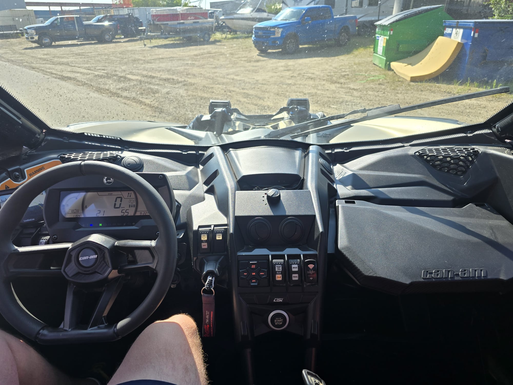 2022 Can-Am Maverick Max XDS Turbo - Image 18