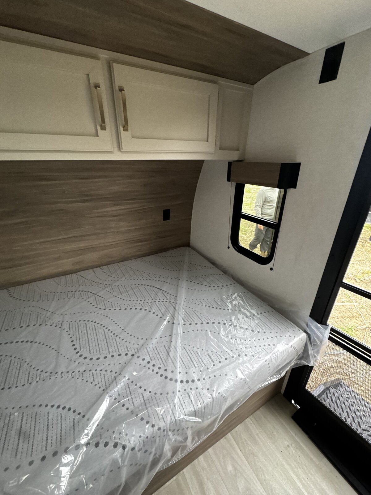27RV5232 1y1sZL6d