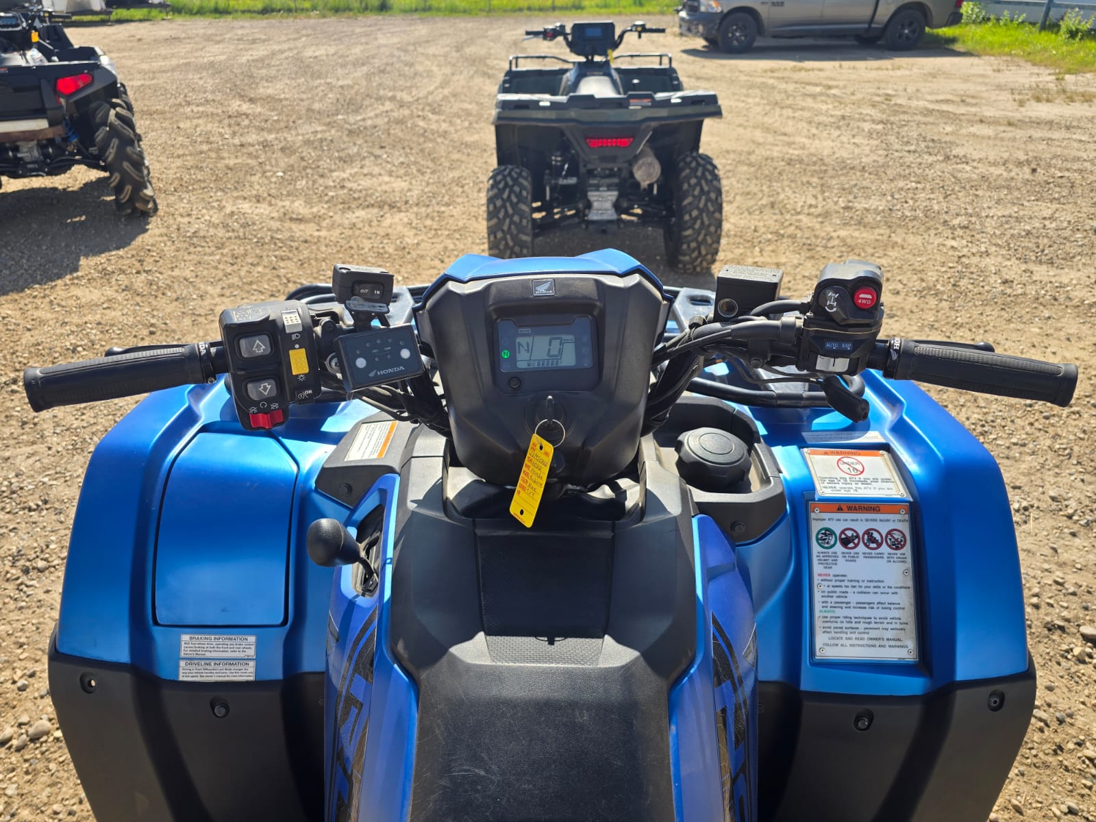 2022 Honda Rubicon 520 Deluxe - Image 8
