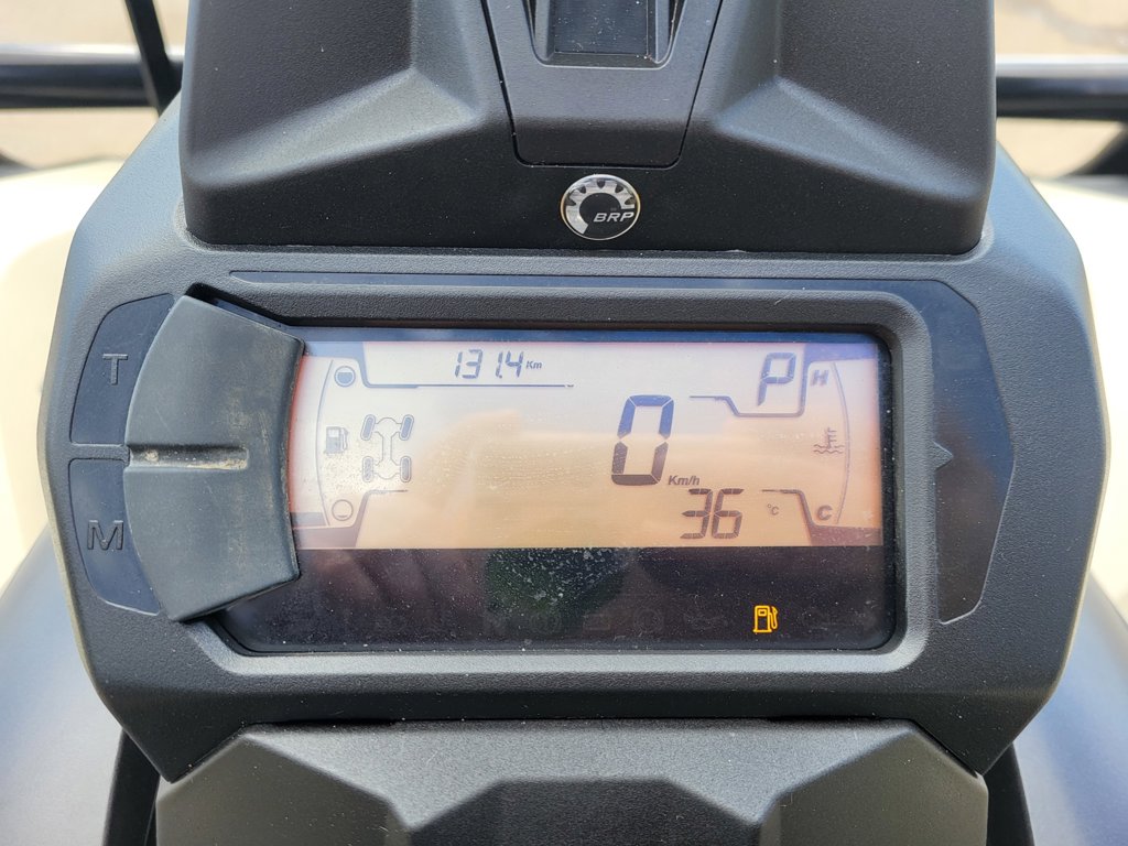 2022 Can-Am RENEGADE 1000R XMR - Image 13