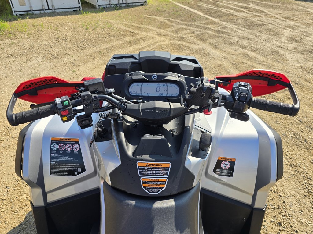 2024 Can-Am OUTLANDER 1000R XMR - Image 12