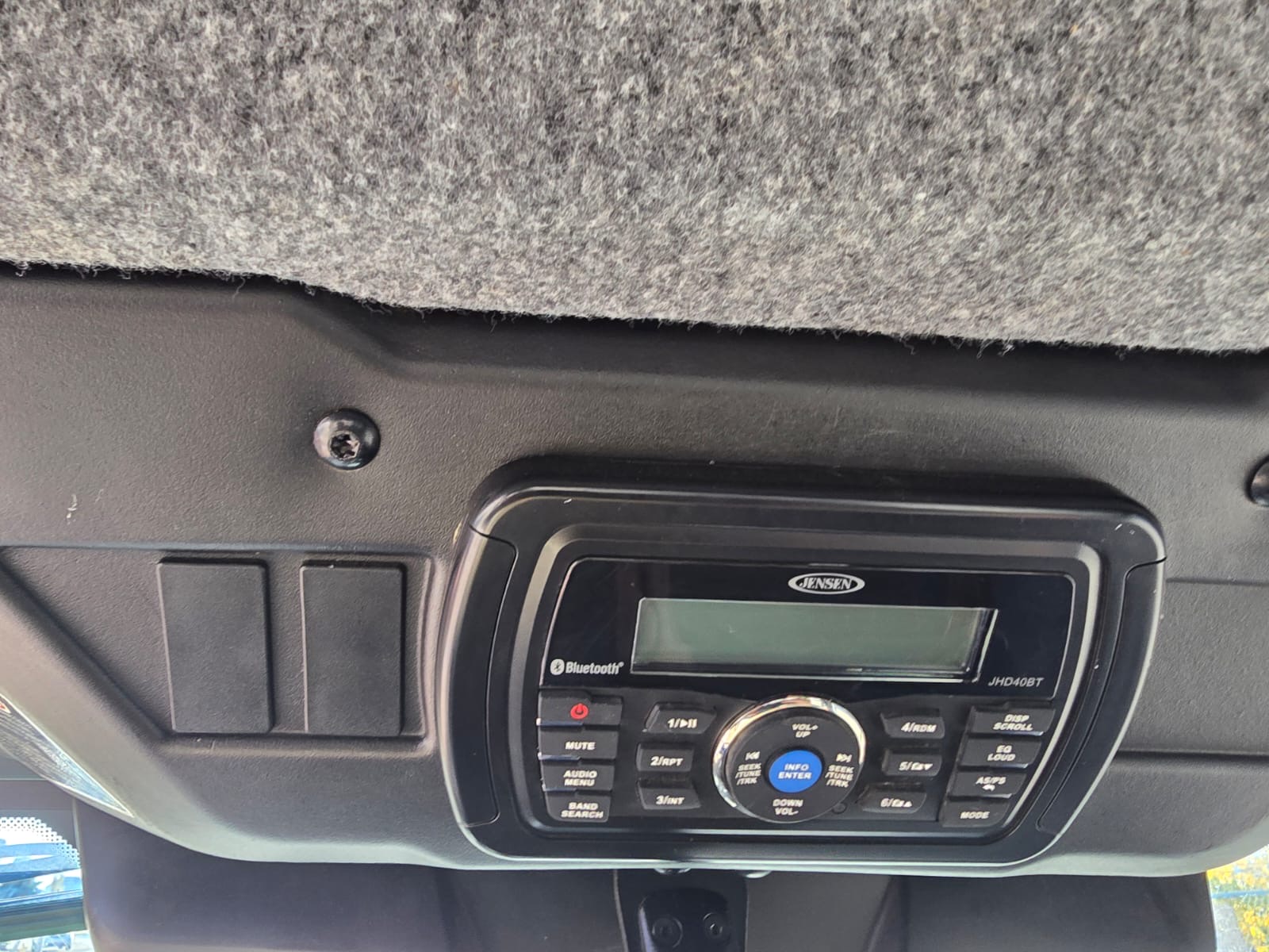 2021 Can-Am Defender Max HD10 Limited - Image 2