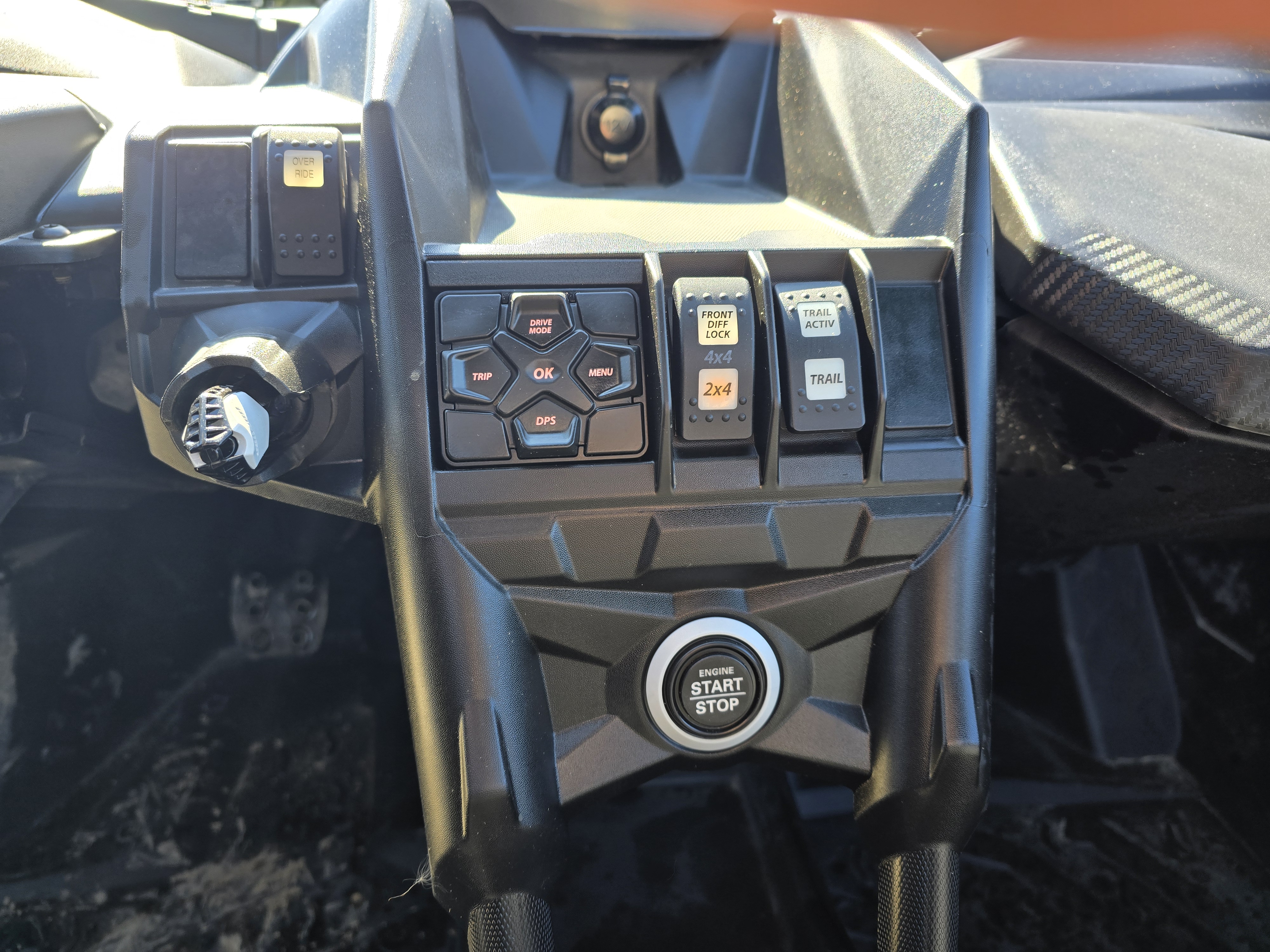 2024 Can-Am MAVERICK X3 X DS TURBO RR - Image 14