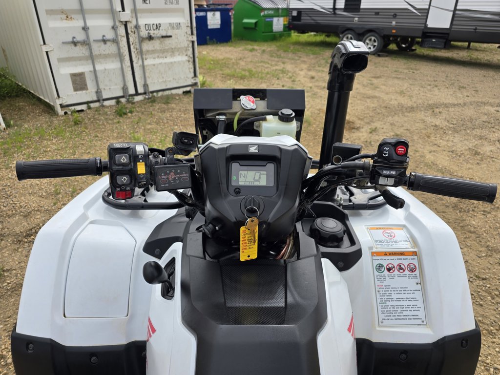 2016 Honda Rubicon 500 Deluxe - Image 12