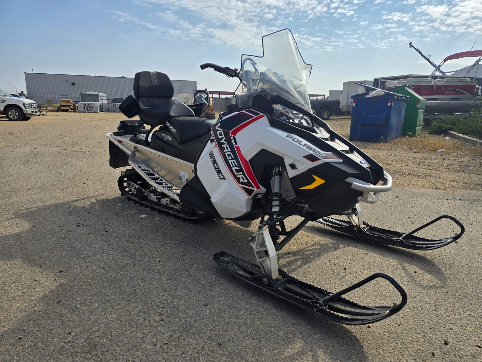 2021 Polaris INDY VOYAGEUR 600 2 UP - Image 3