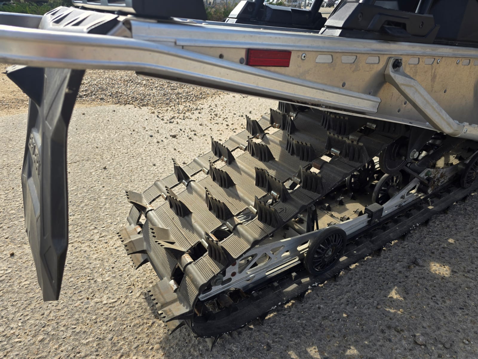 2021 Polaris INDY VOYAGEUR 600 2 UP - Image 6