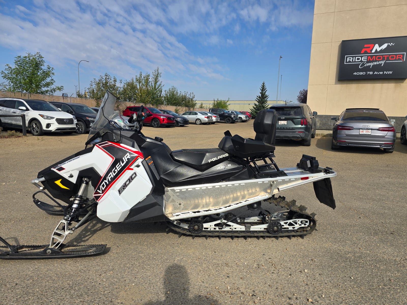 2021 Polaris INDY VOYAGEUR 600 2 UP - Image 8