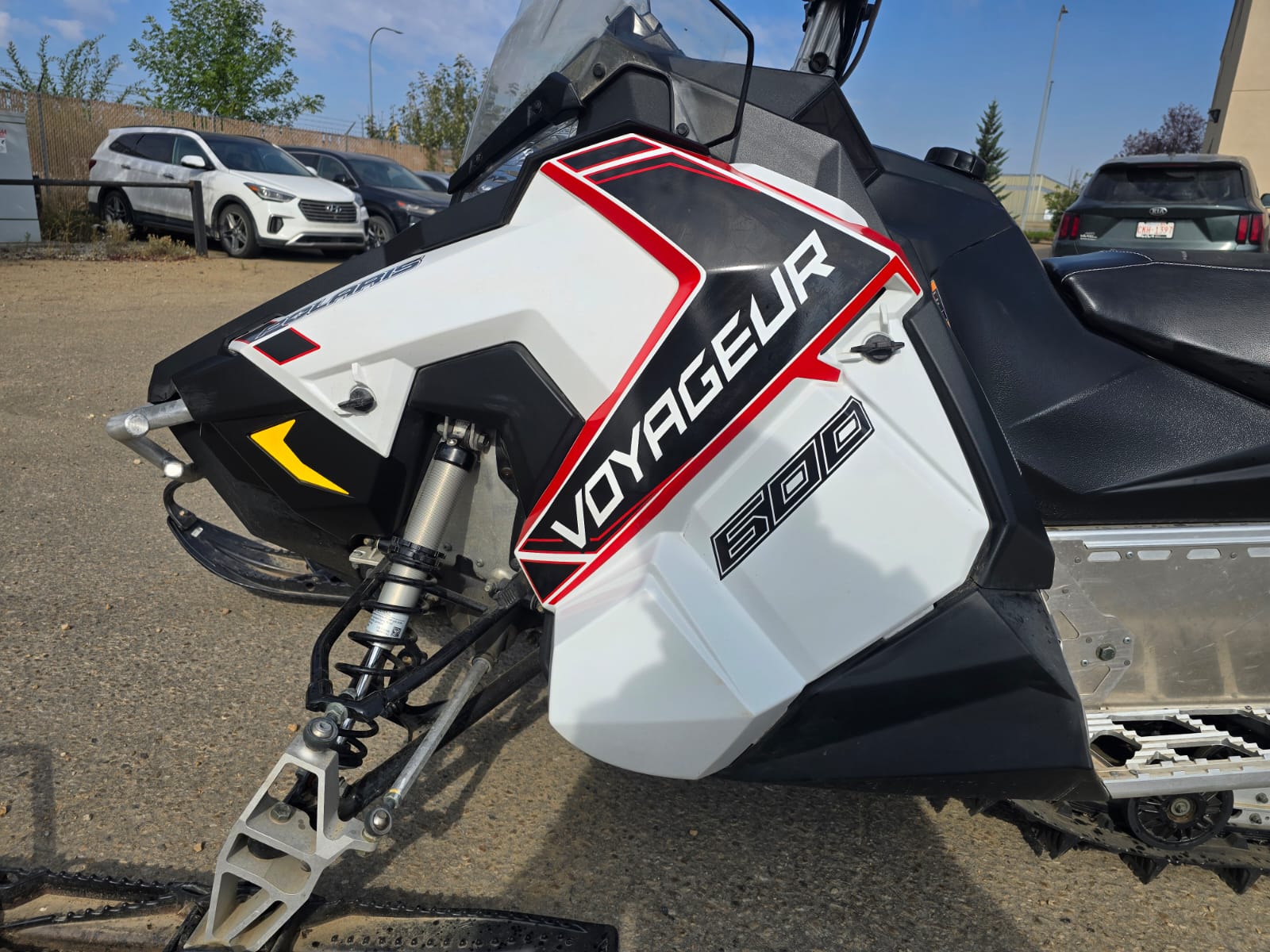 2021 Polaris INDY VOYAGEUR 600 2 UP - Image 9