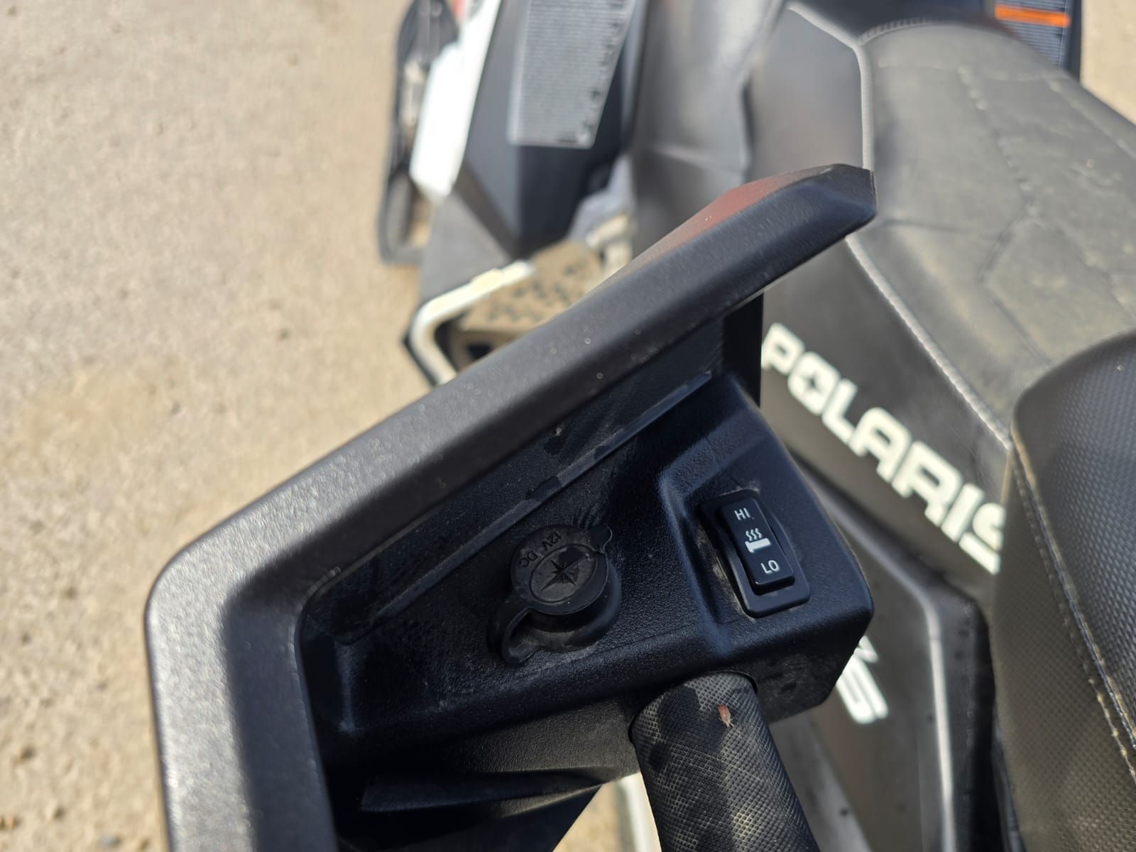 2021 Polaris INDY VOYAGEUR 600 2 UP - Image 11