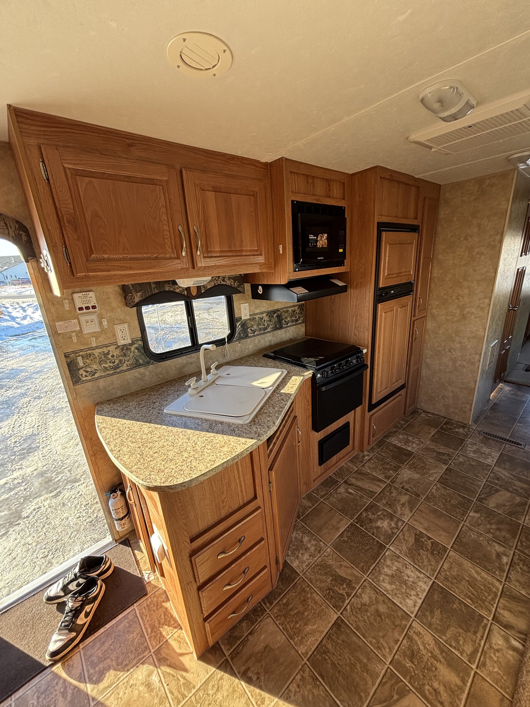 08RV0775 019