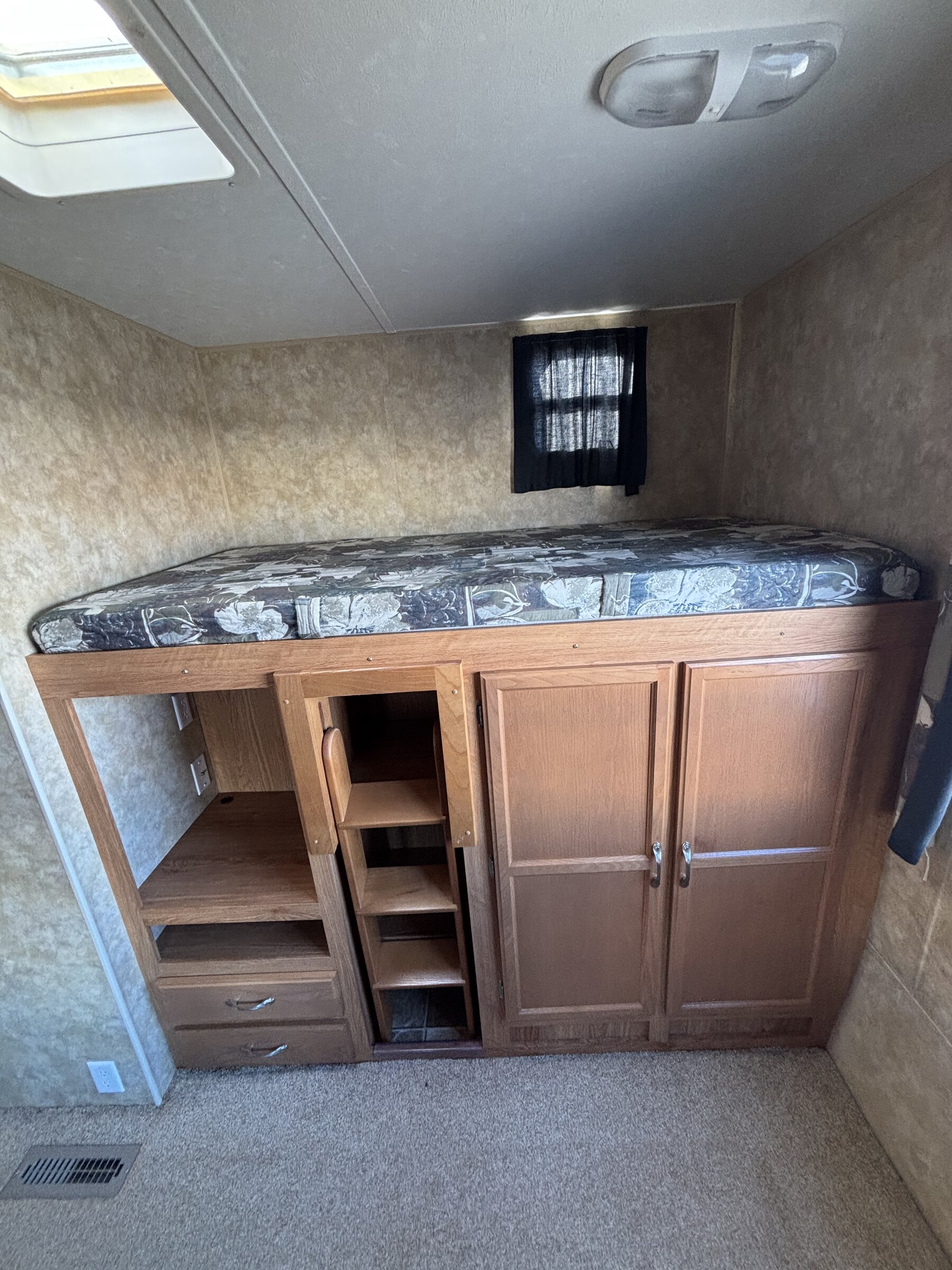 08RV0775 028