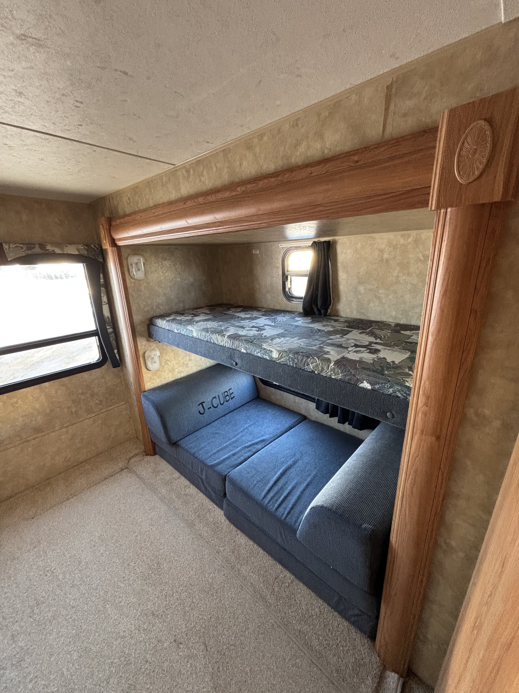 08RV0775 026