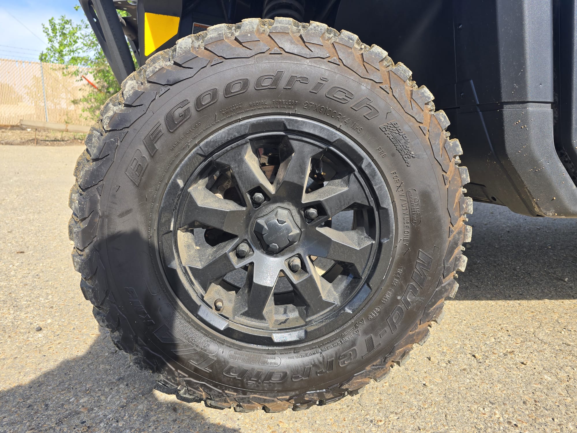 2022 Can-Am Defender Max Limited - Image 10