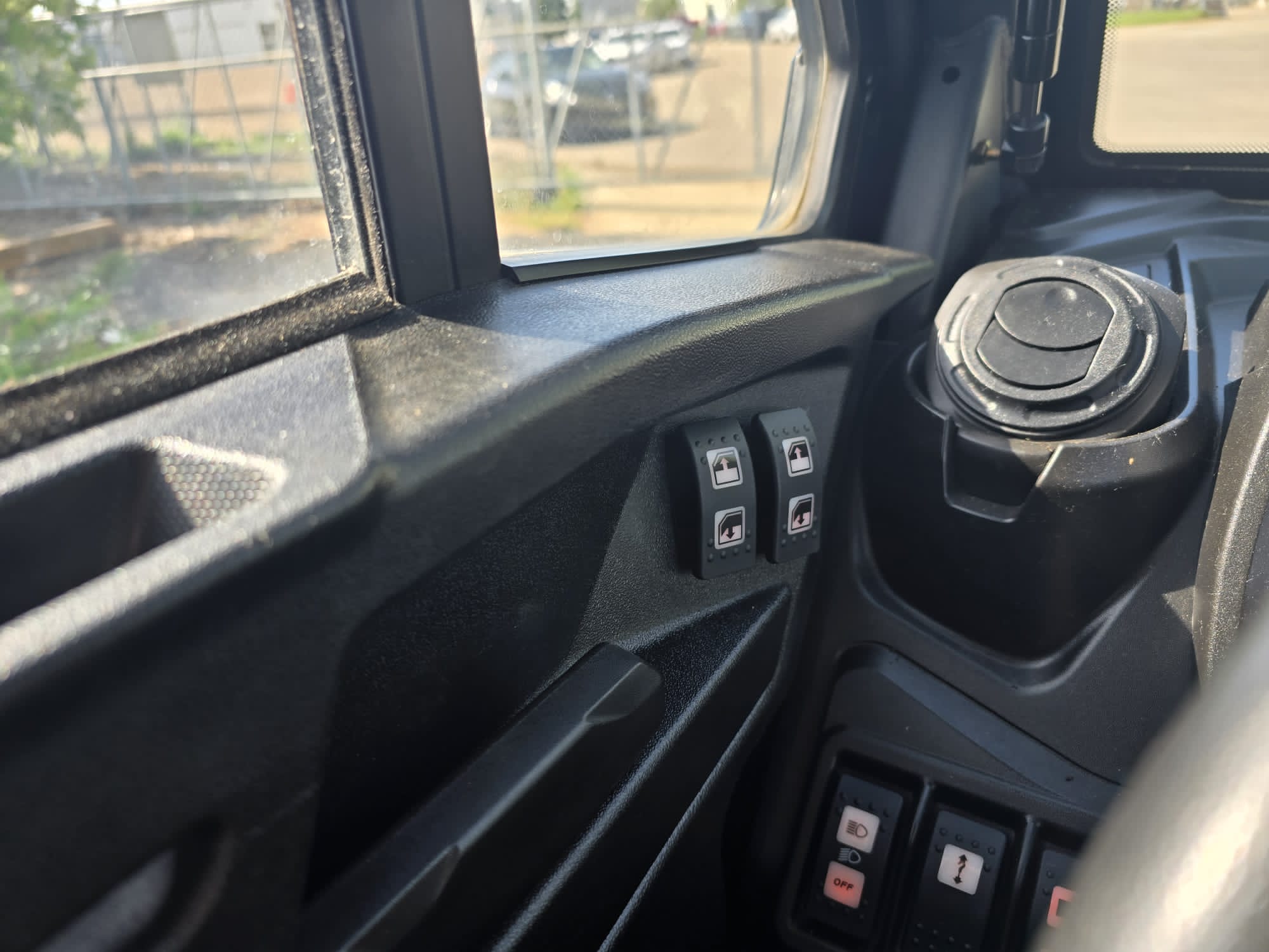 2022 Can-Am Defender Max Limited - Image 18