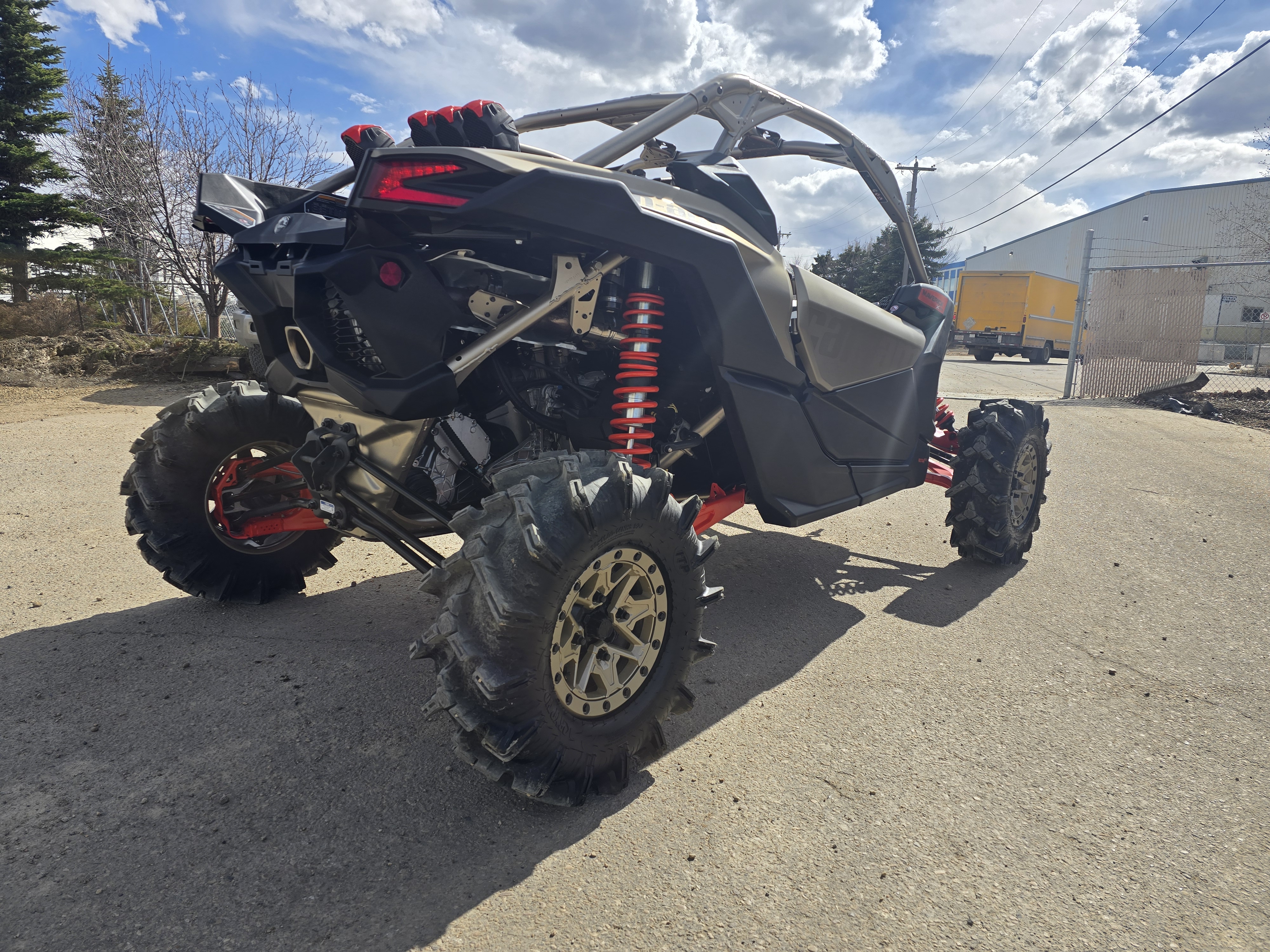 2022 Can-Am MAVERICK X3 XMR TURBO RR - Image 5