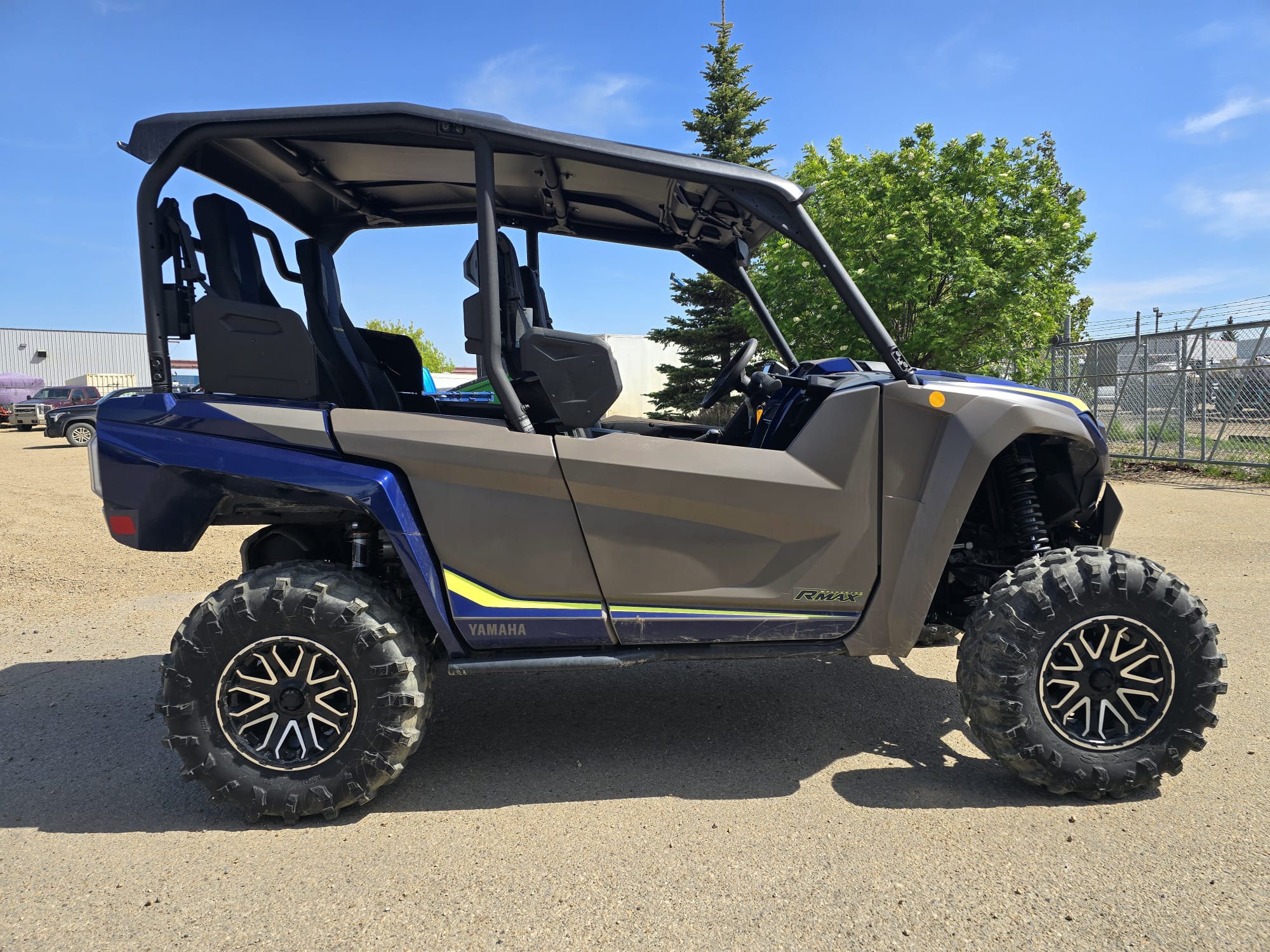 2023 Yamaha Wolverine RMAX4 1000 Limited Edition - Image 16