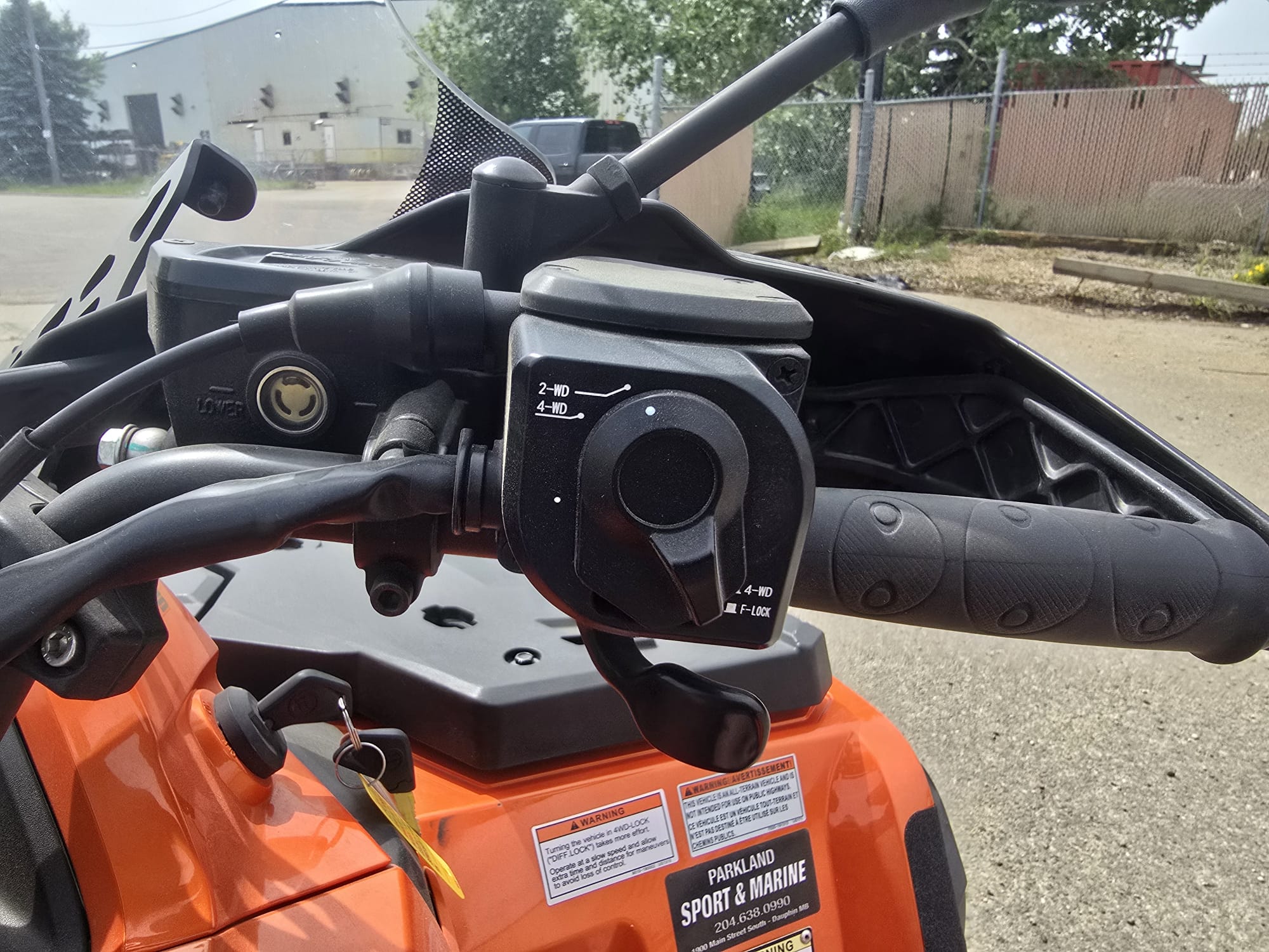 2023 CFMOTO CFORCE 800 EPS - Image 2