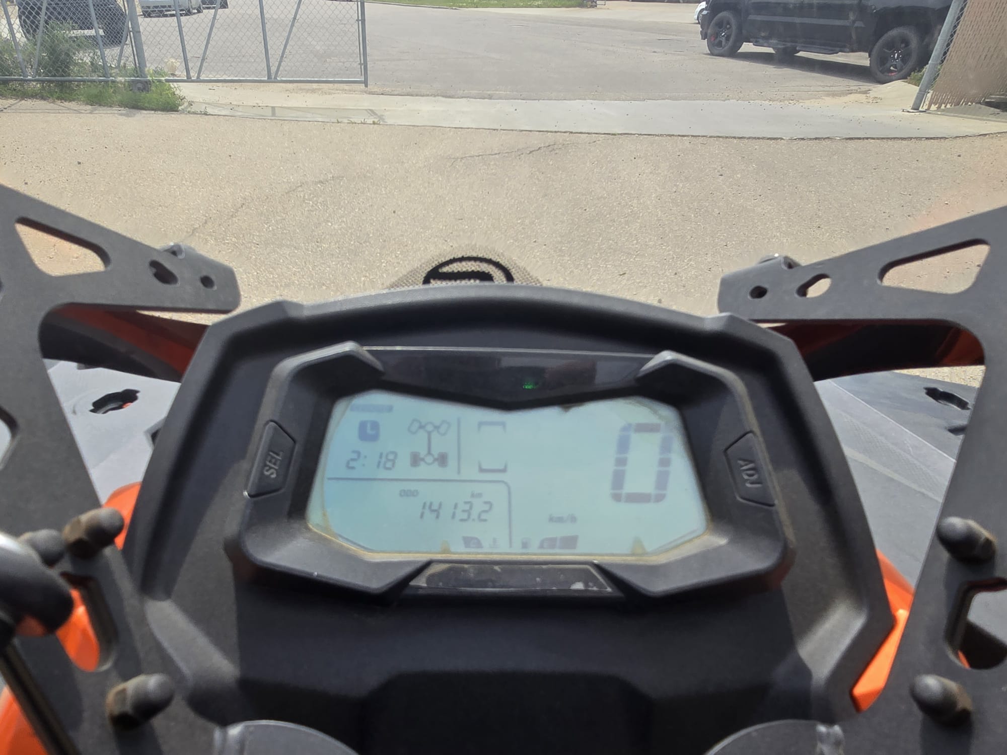 2023 CFMOTO CFORCE 800 EPS - Image 3